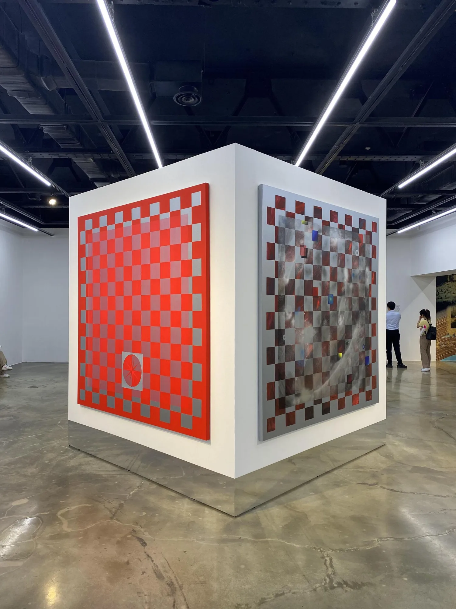 박민하_터_acrylic, oil, wax, MIRAVAL® on canvas_215 × 215 cm, 4ea_2023