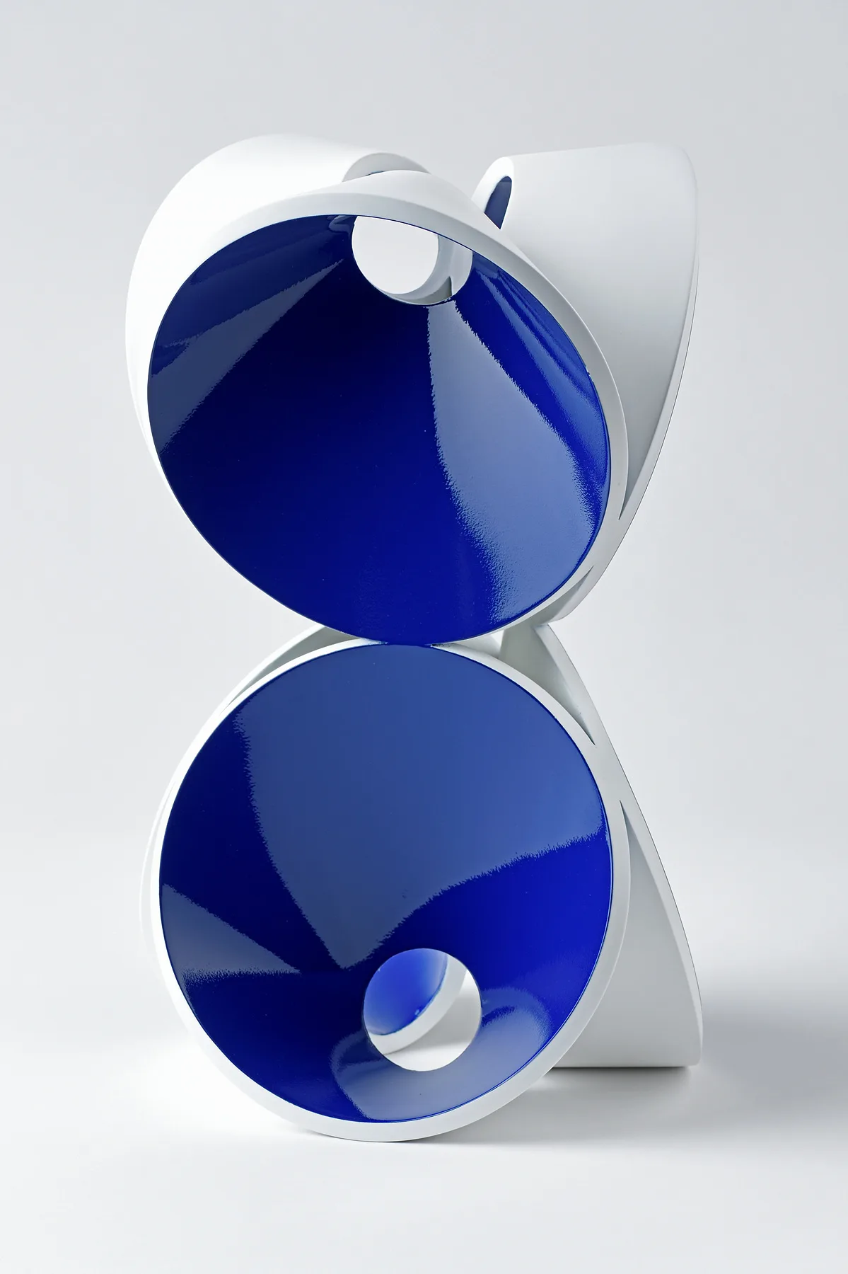 Maxiature 20-9_230x230x390(h)mm_urethane paint on resin_2020(2)