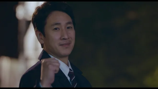 나의 인생드라마 ‘나의 아저씨’ 힘들 때 많은 위로와 응원을 주었던 이선균이 늘 그립다.
(나의 아저씨 이선균 tvN 제공)
