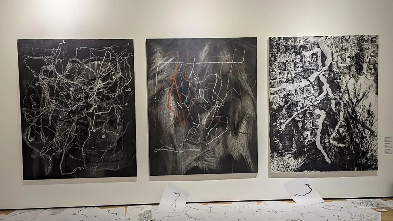 임동현,  〈우연·흔적·집적1,2,3〉, 캔버스에 복합재료, 130.3 × 162.2 cm, 2023.