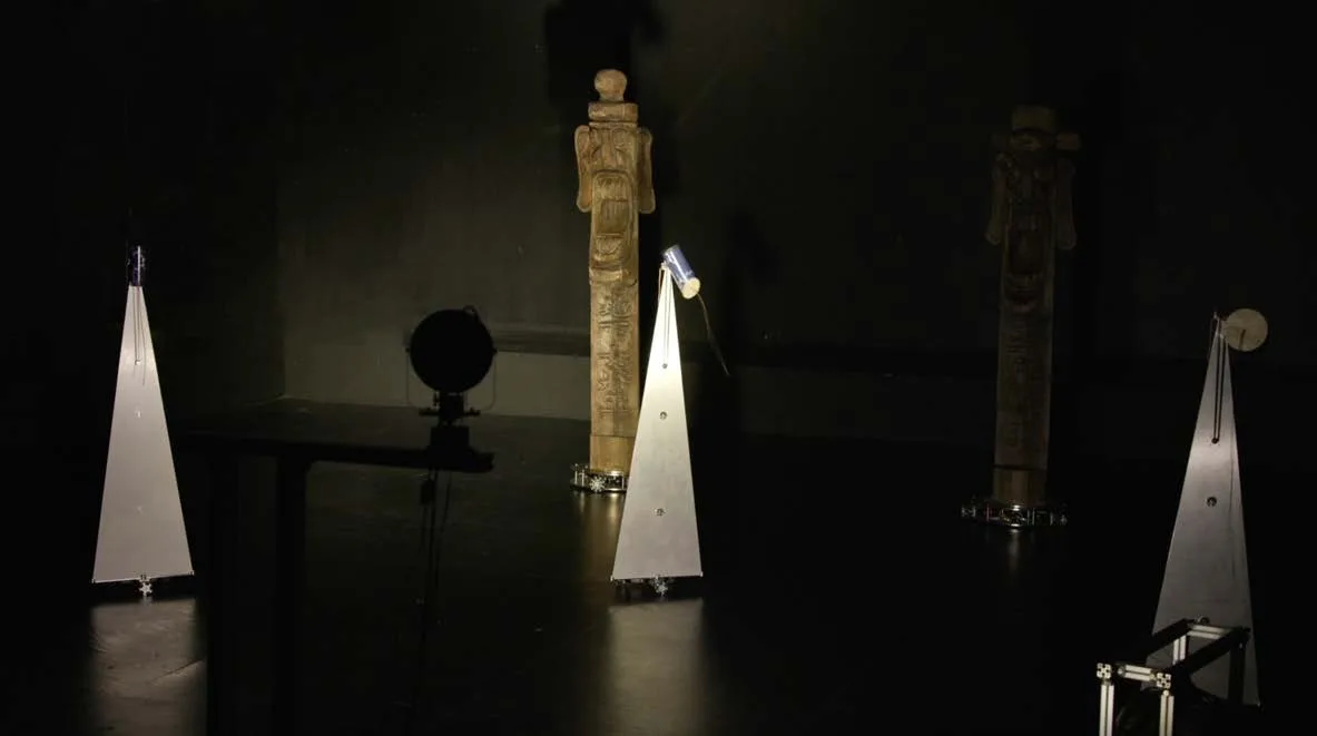 기원, 슬기로운 기계종 (장승, 솟대, 진동자, 북 시리즈), 가변설치, 2025