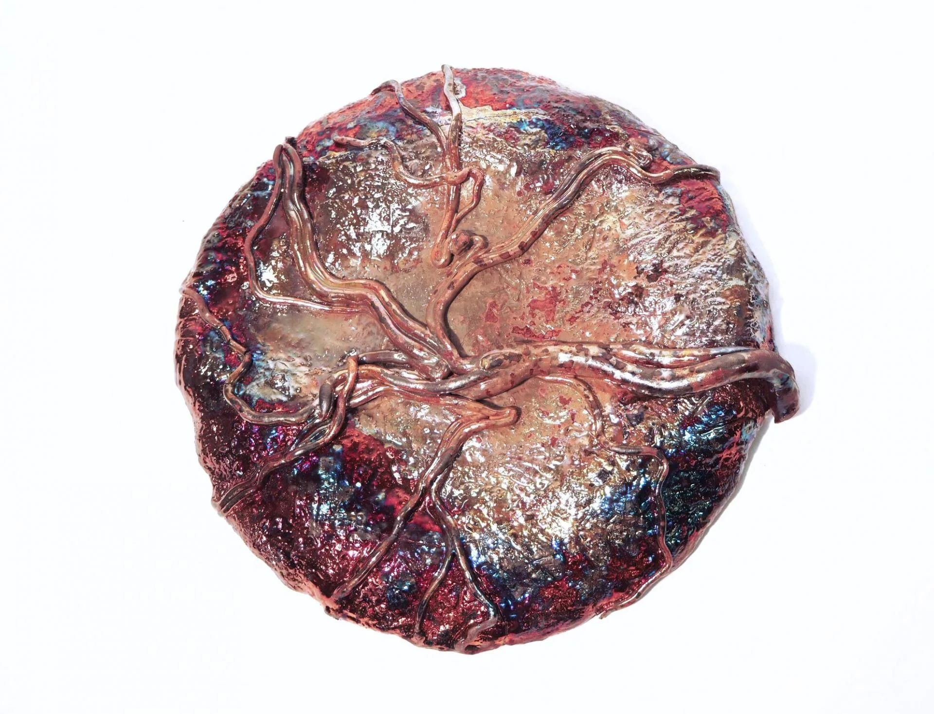 〈태반((Placenta)〉, 2025, 도자(라쿠 소성), 26.7 × 25.9 × 4.8 cm
